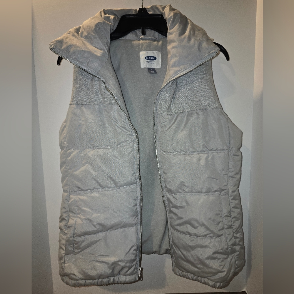 Old Navy Light Gray Quilted Puffer Vest